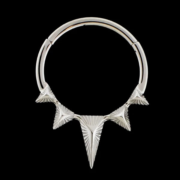 Essex Hinge Hoop
